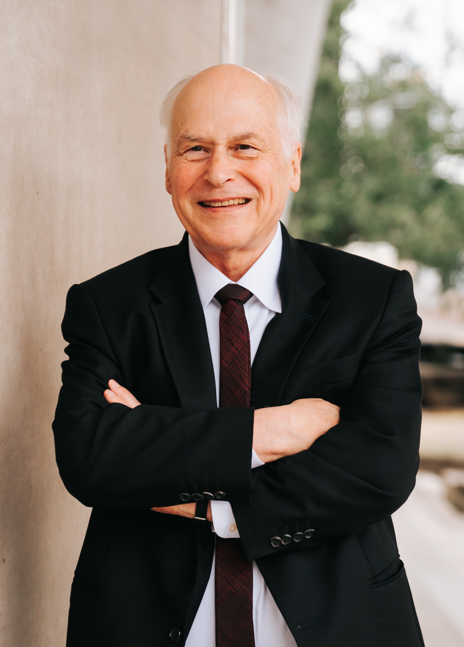 Dr. Bernd-Uwe Stucken